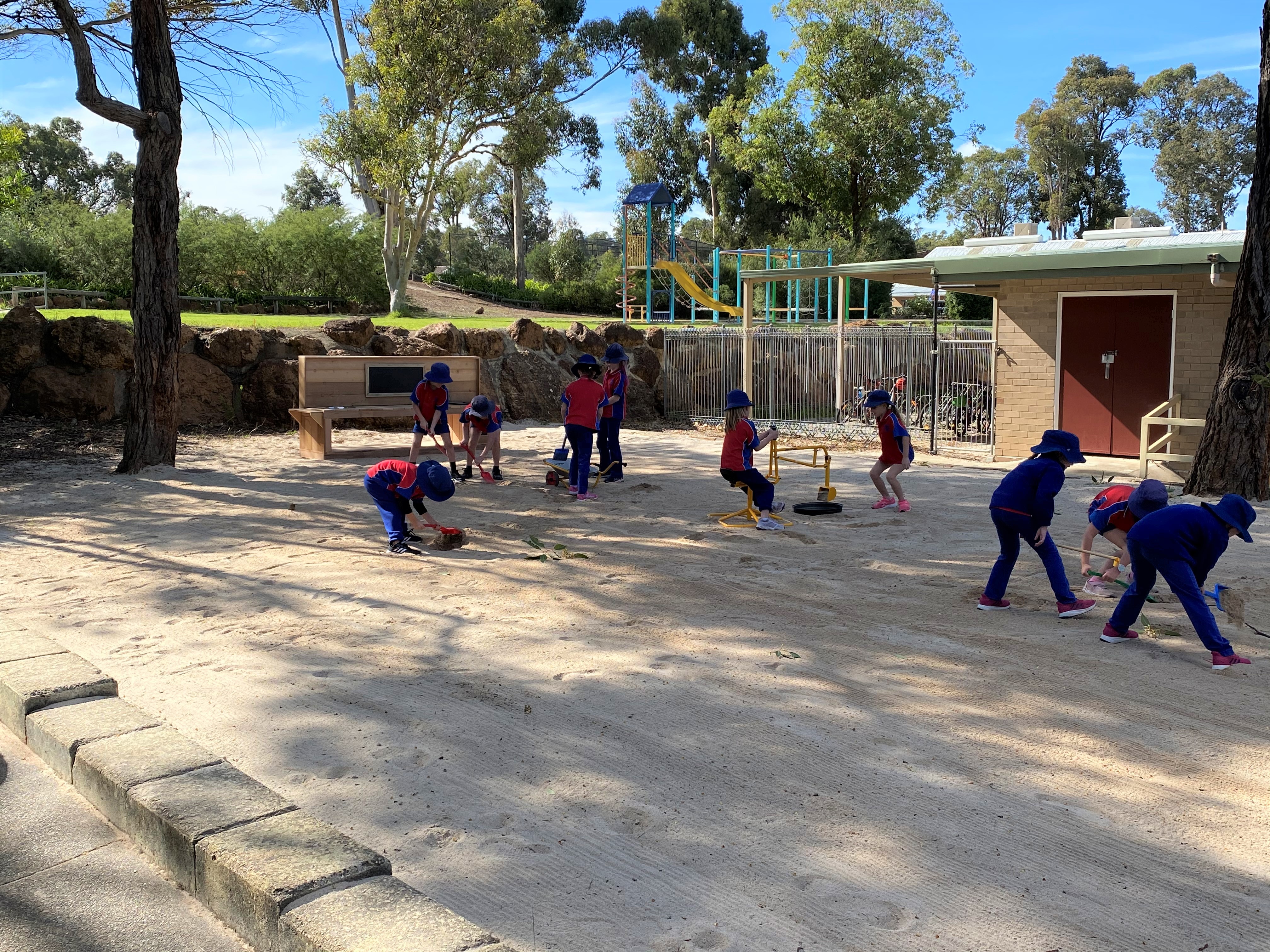 /uploaded_files/media/gallery/1589261297Sandpit in Junior Playground.jpg